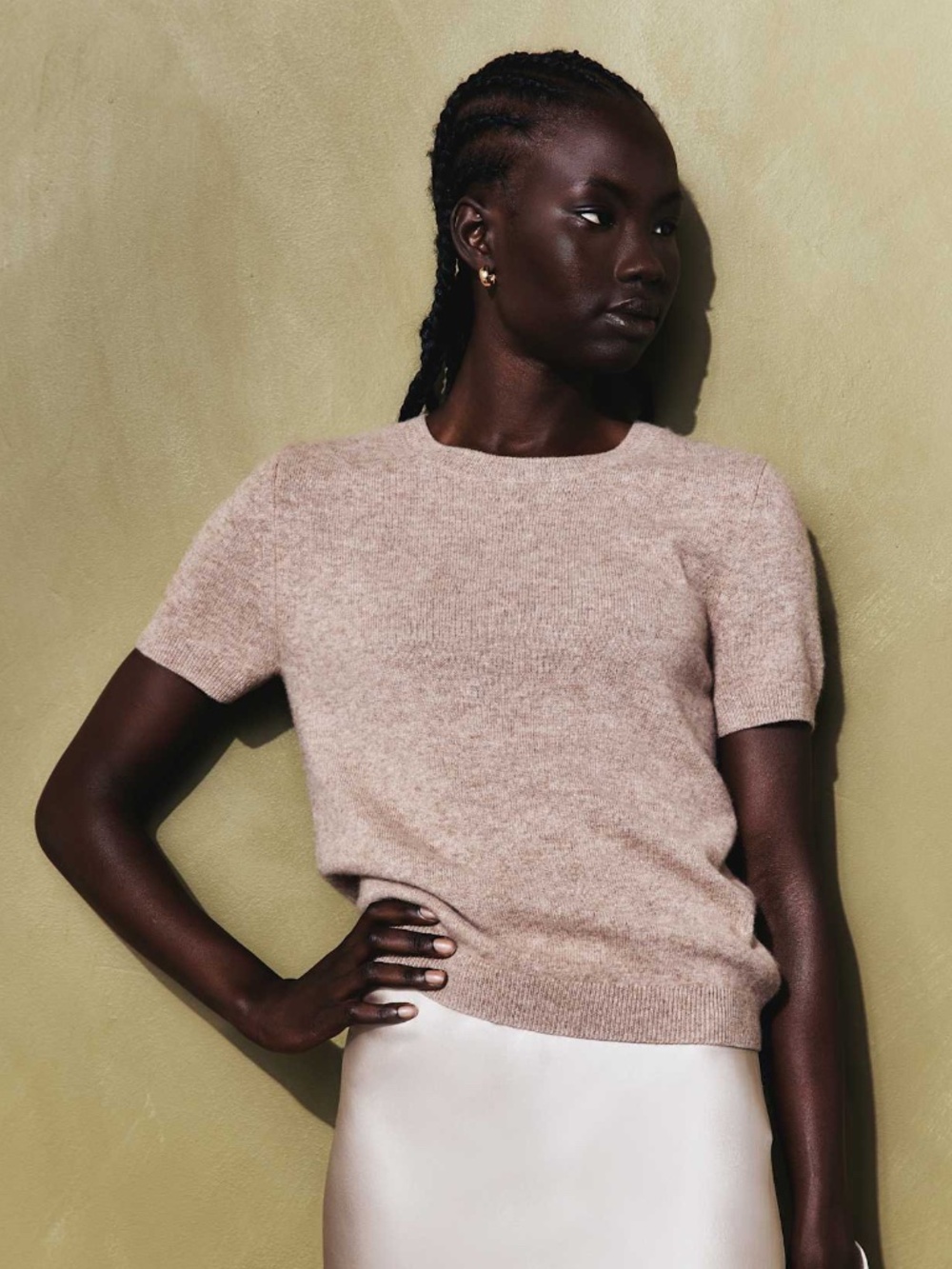Quince Mongolian Cashmere Tee Short Sleeve Crew Neck Sweater - Oatmeal | Size M